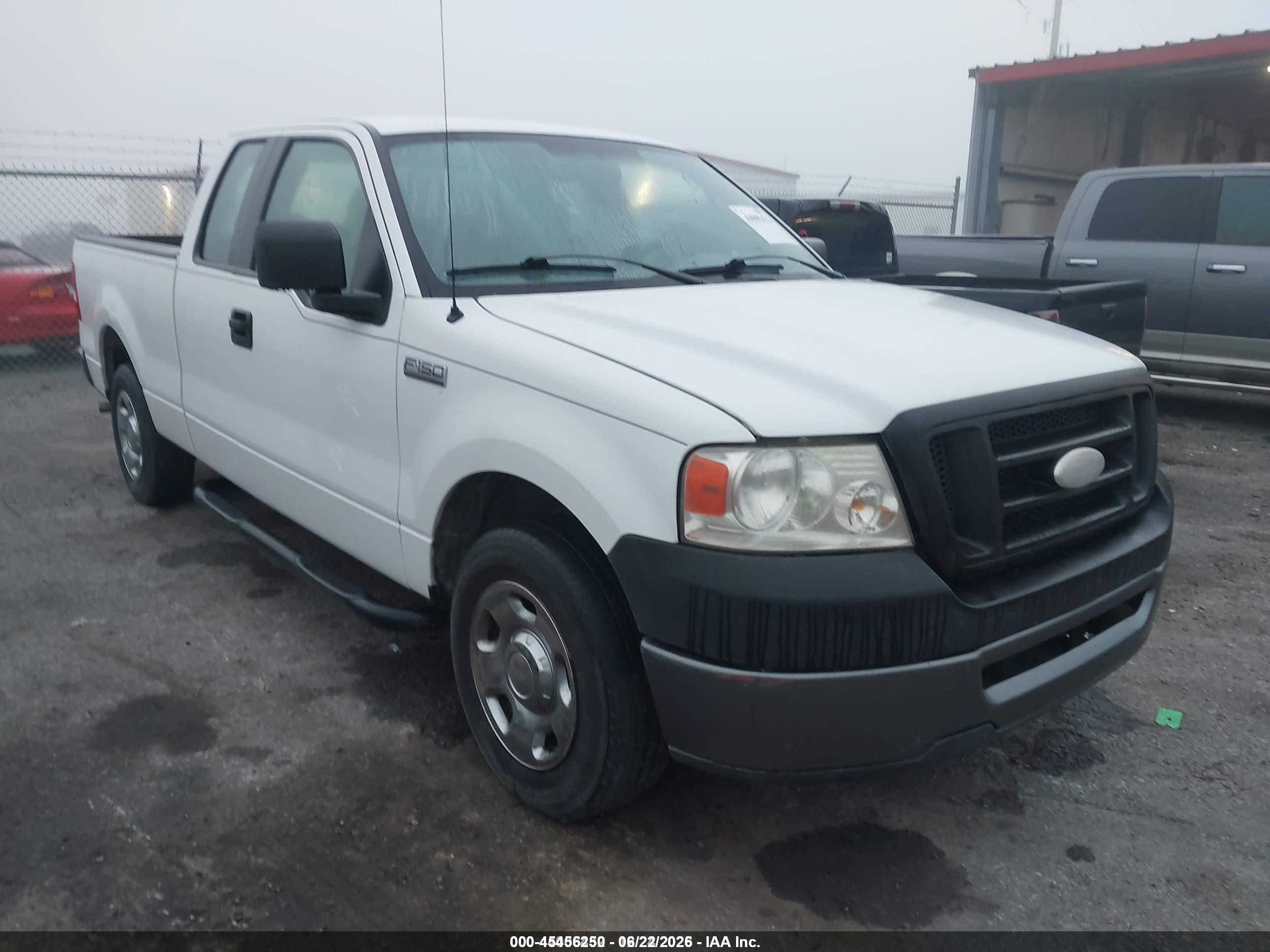 2007 Ford F-150 Stx/xl/xlt White vin: 1FTRX12W47KA69010