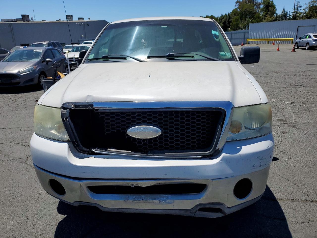 2007 Ford F150 White vin: 1FTRX12W47NA14846