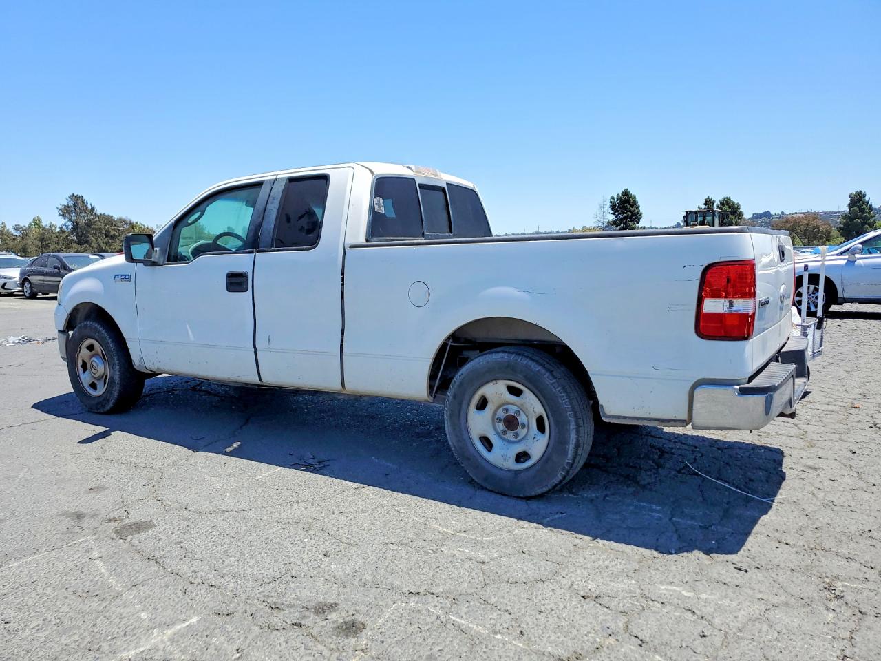 2007 Ford F150 White vin: 1FTRX12W47NA14846