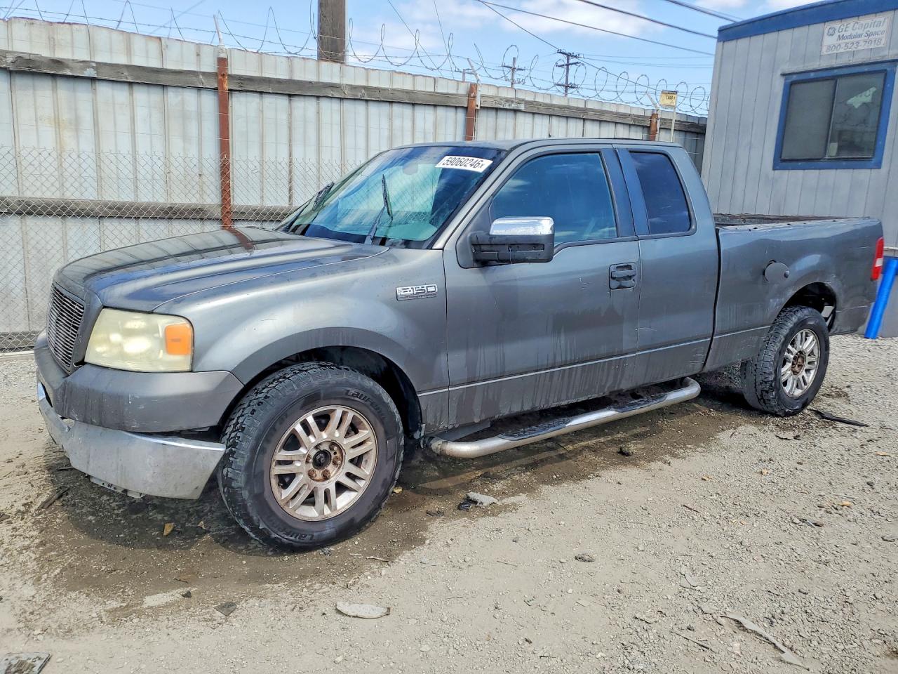 1FTRX12W56NA52195