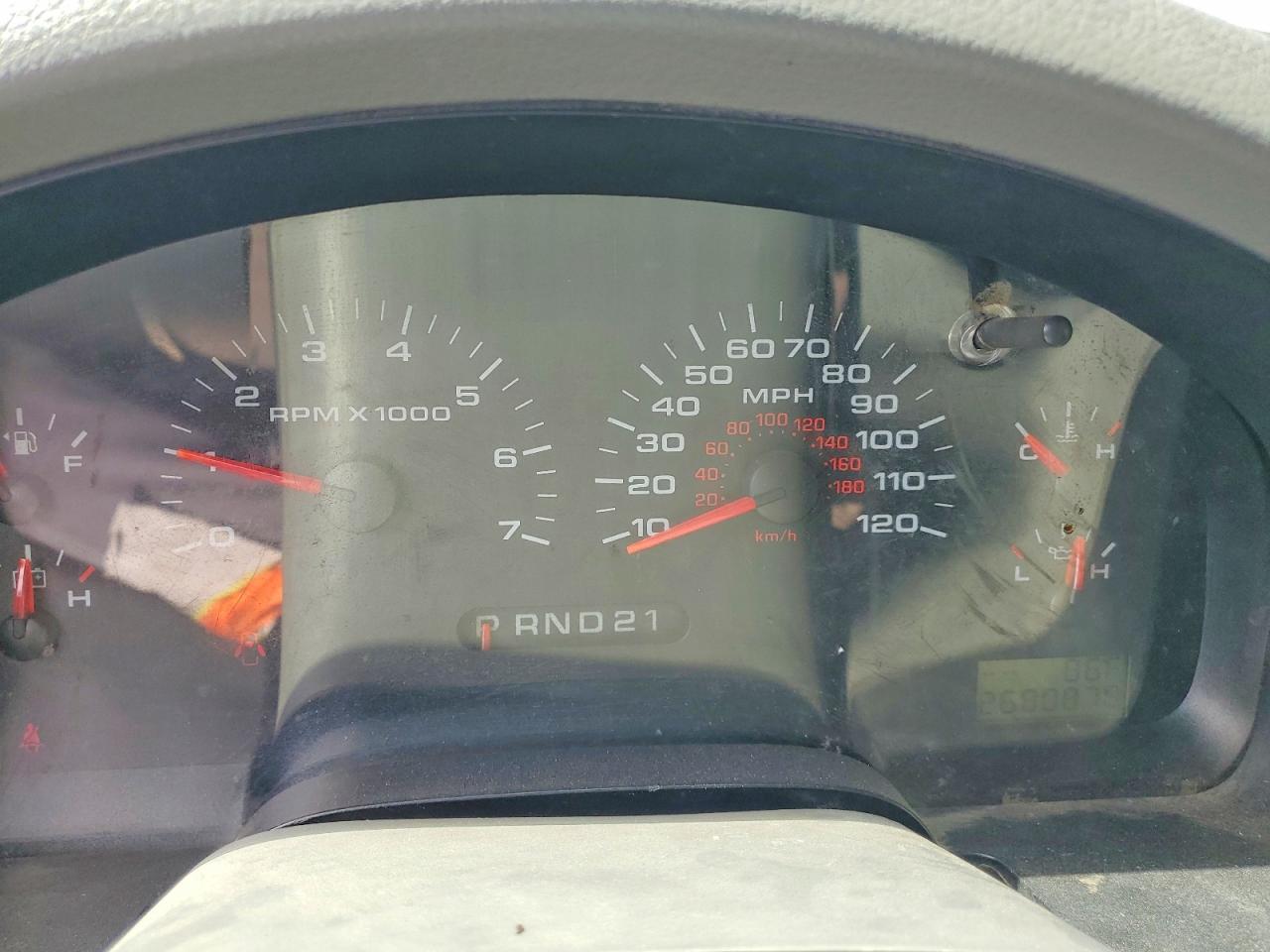 2006 Ford F150 Two Tone vin: 1FTRX12W56NA52195