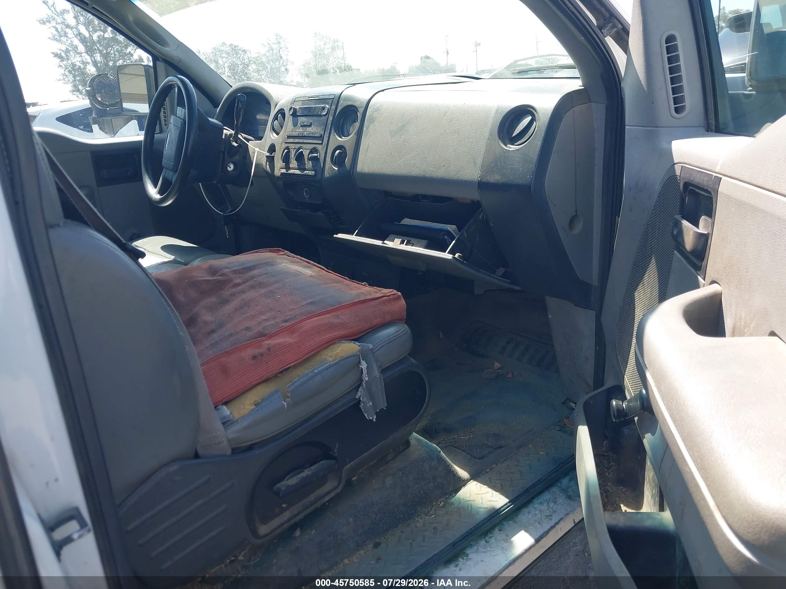 2007 Ford F-150 Stx/xl/xlt Белый vin: 1FTRX12W57FB26369