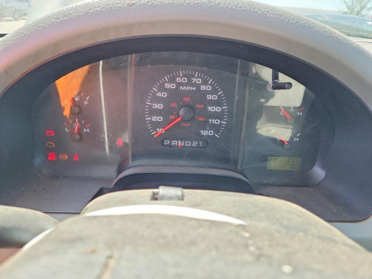 2004 Ford F150 Gray vin: 1FTRX12W64NB89496