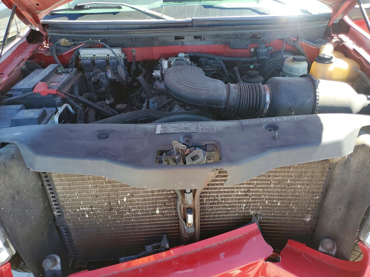 2005 Ford F150 Red vin: 1FTRX12W65FA95341