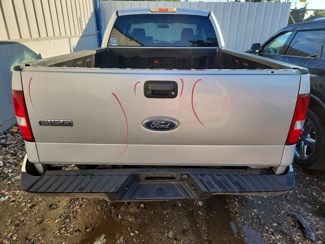 2005 Ford F150 Silver vin: 1FTRX12W65NA47375