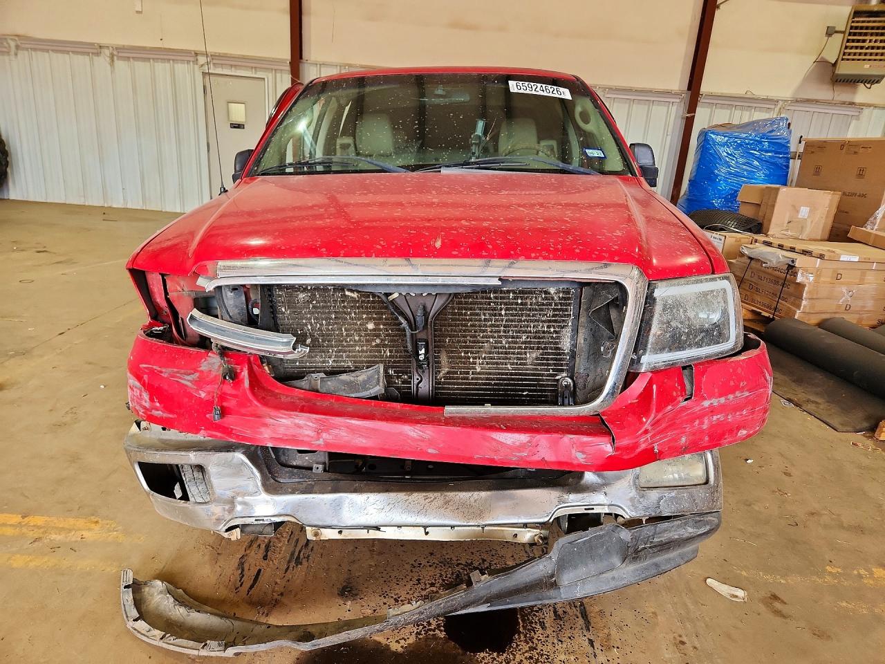 2005 Ford F150 Red vin: 1FTRX12W65NB82548