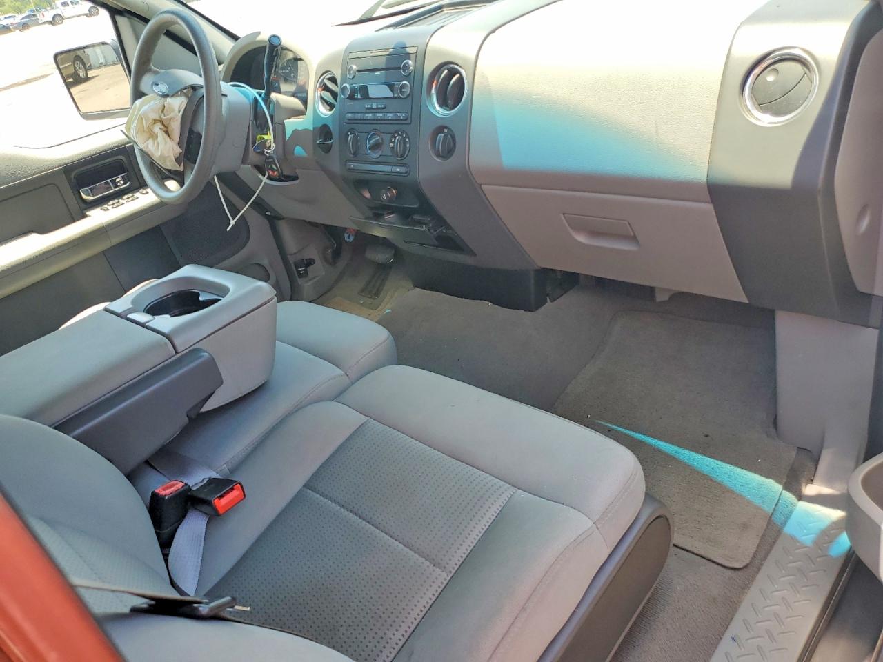 2008 Ford 12 Pass Va Gray vin: 1FTRX12W68FA19073