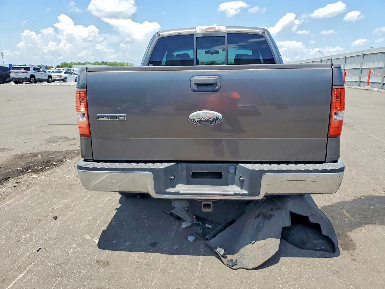 2008 Ford 12 Pass Va Gray vin: 1FTRX12W68FA19073