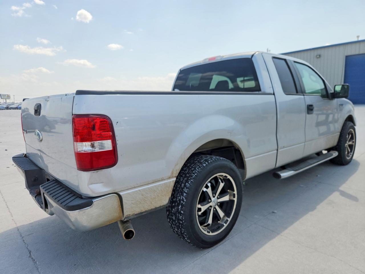 2008 Ford F150 Silver vin: 1FTRX12W68FA99913