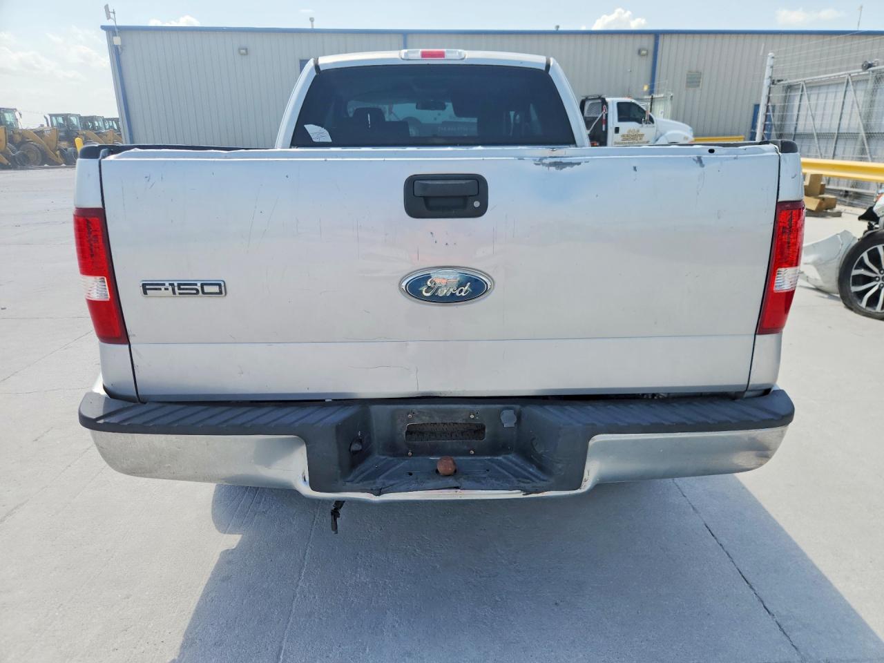 2008 Ford F150 Silver vin: 1FTRX12W68FA99913