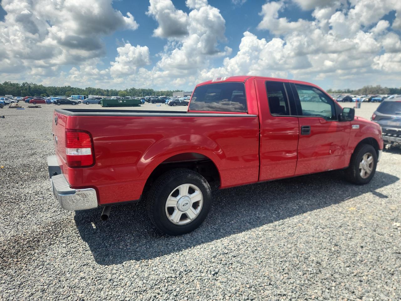 2004 Ford F150 Red vin: 1FTRX12W74NA72798