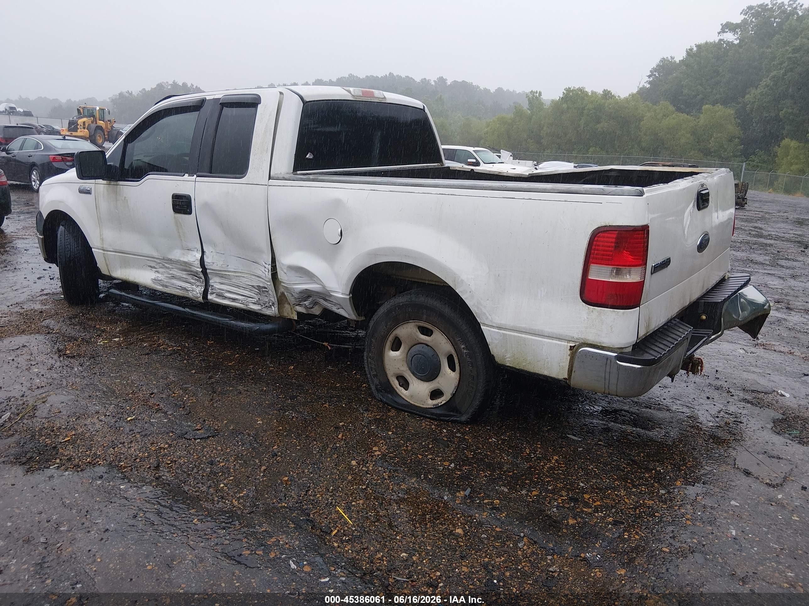 2005 Ford F-150 Stx/xl/xlt Белый vin: 1FTRX12W75NA07595