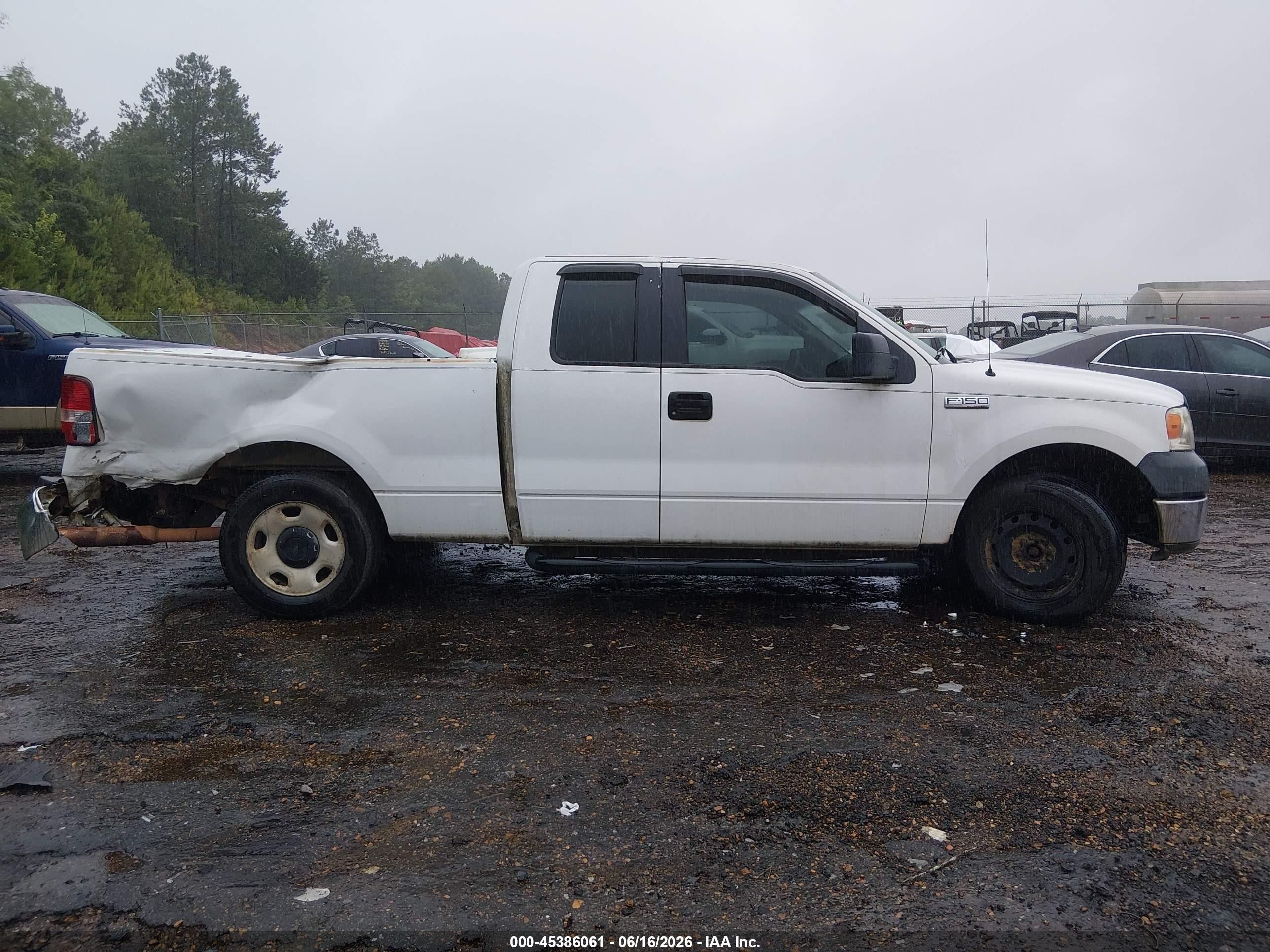 2005 Ford F-150 Stx/xl/xlt Белый vin: 1FTRX12W75NA07595