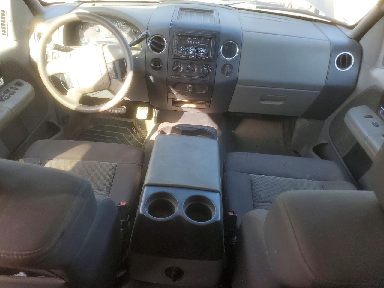 2005 Ford F-150 Gray vin: 1FTRX12W75NB41720