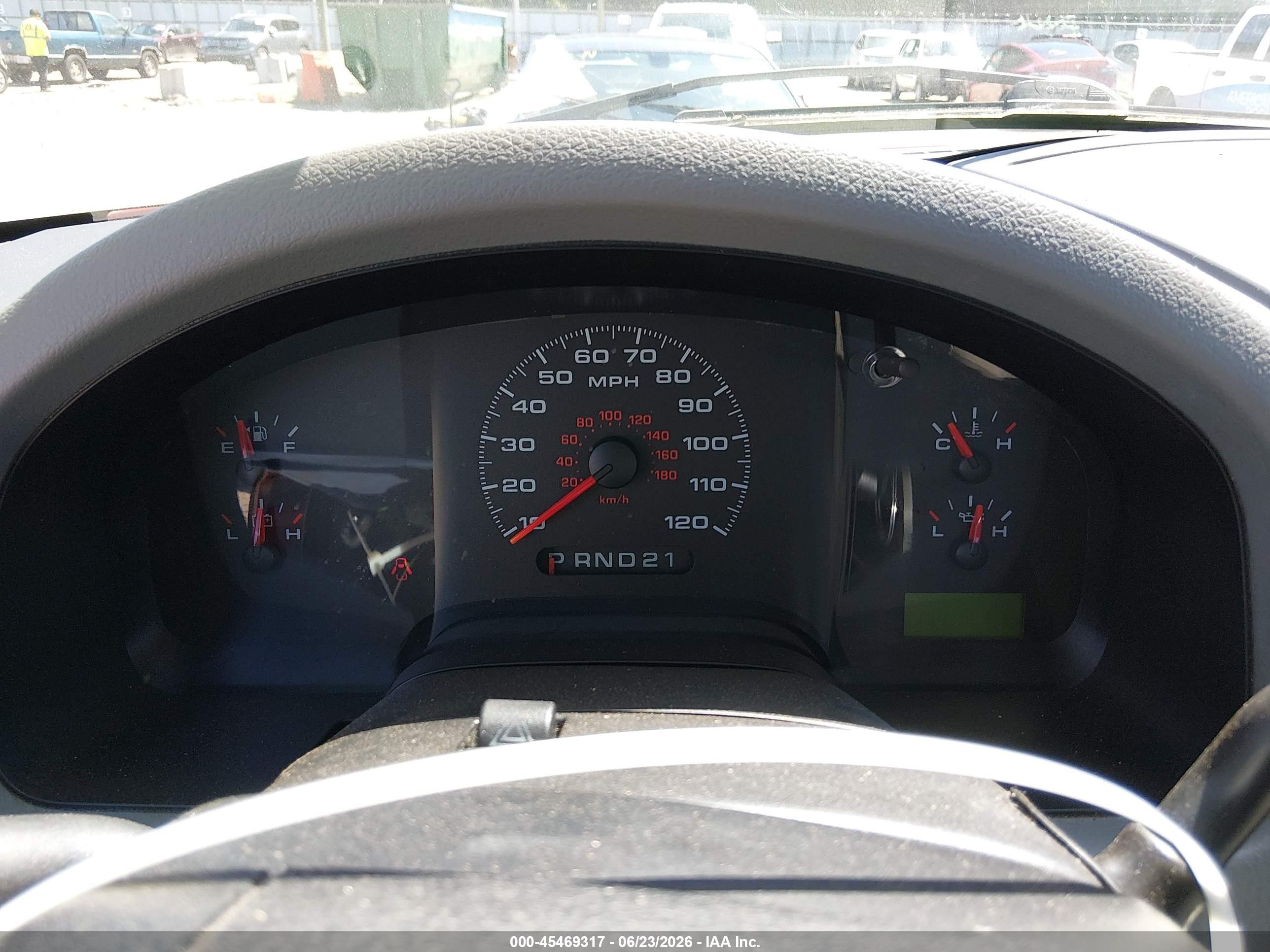 2006 Ford F-150 Stx/xl/xlt Red vin: 1FTRX12W76NA73372