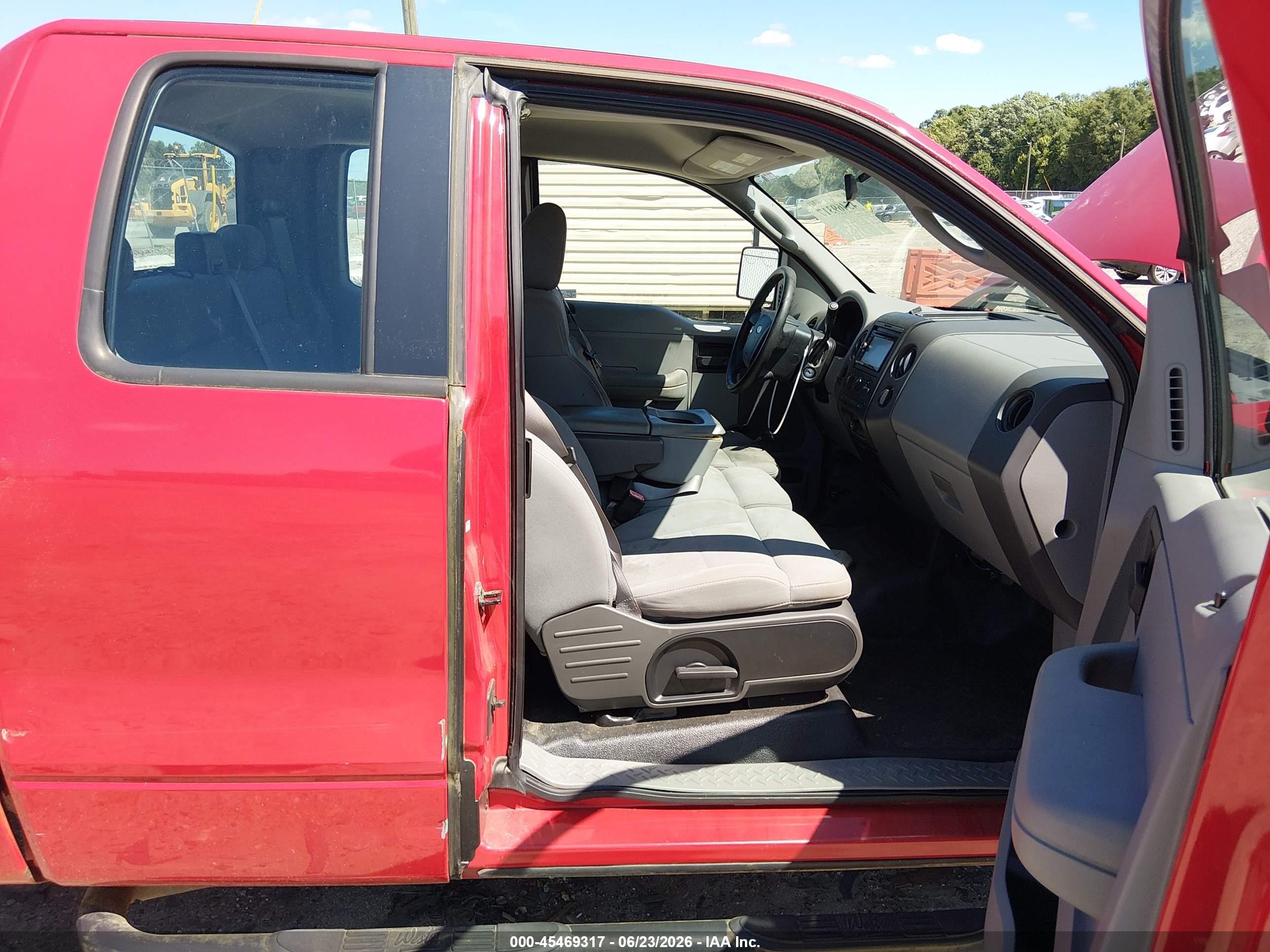 2006 Ford F-150 Stx/xl/xlt Red vin: 1FTRX12W76NA73372