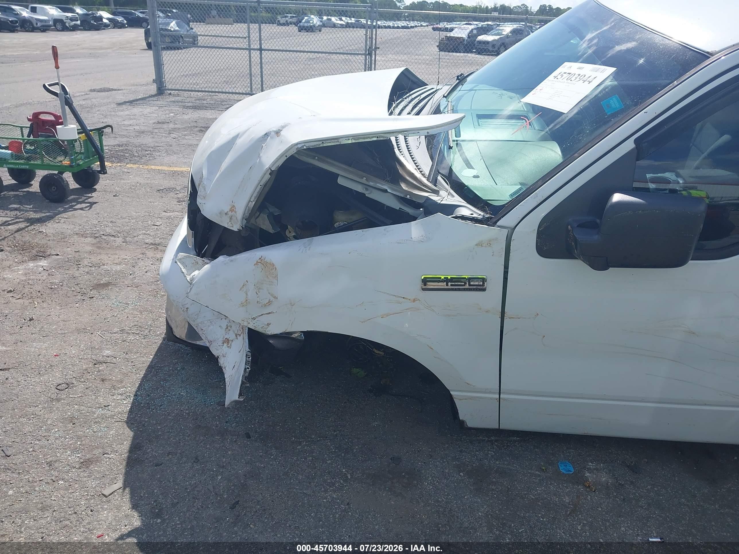 2007 Ford F-150 Stx/xl/xlt White vin: 1FTRX12W77FA36110