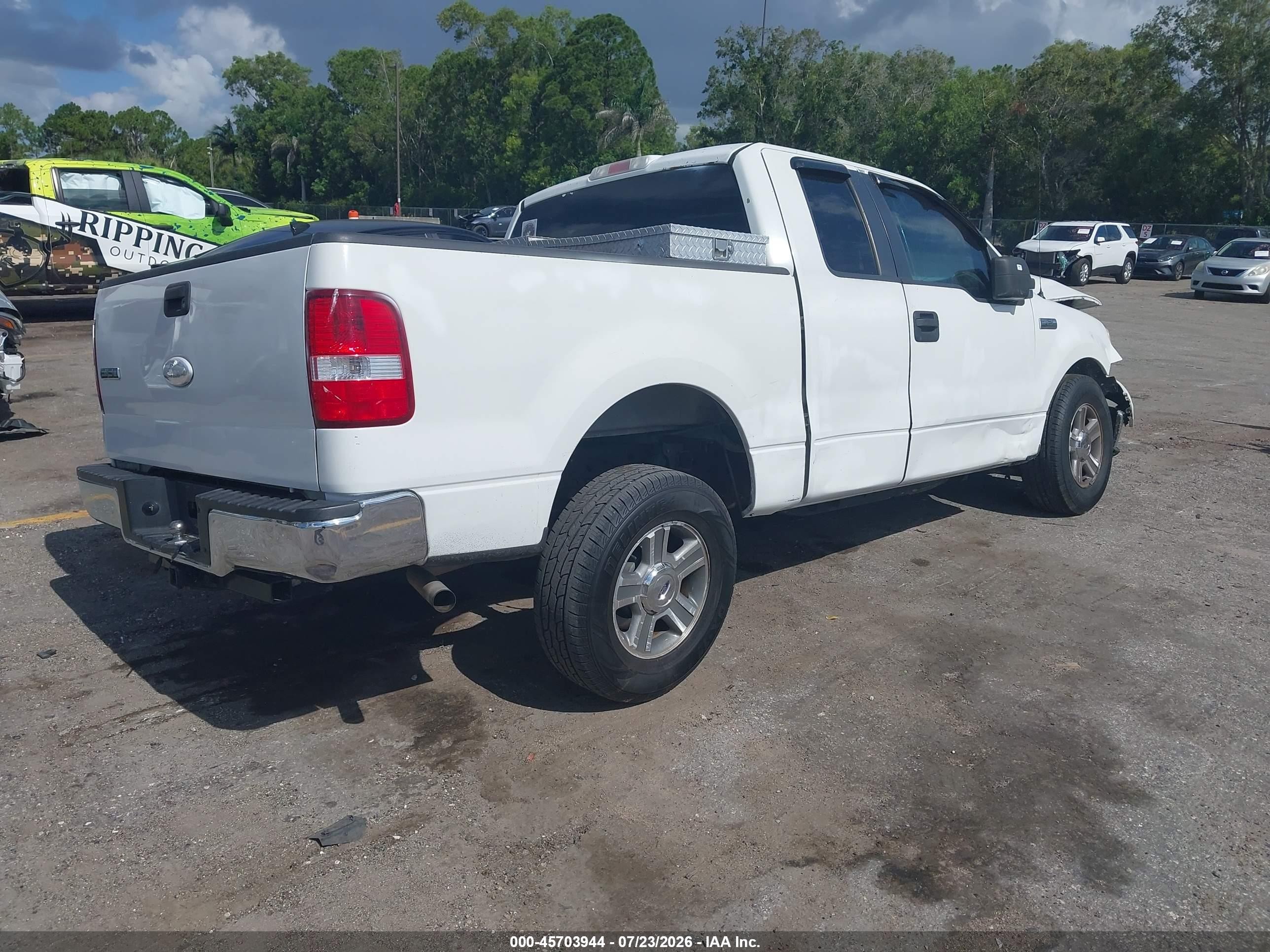 2007 Ford F-150 Stx/xl/xlt White vin: 1FTRX12W77FA36110