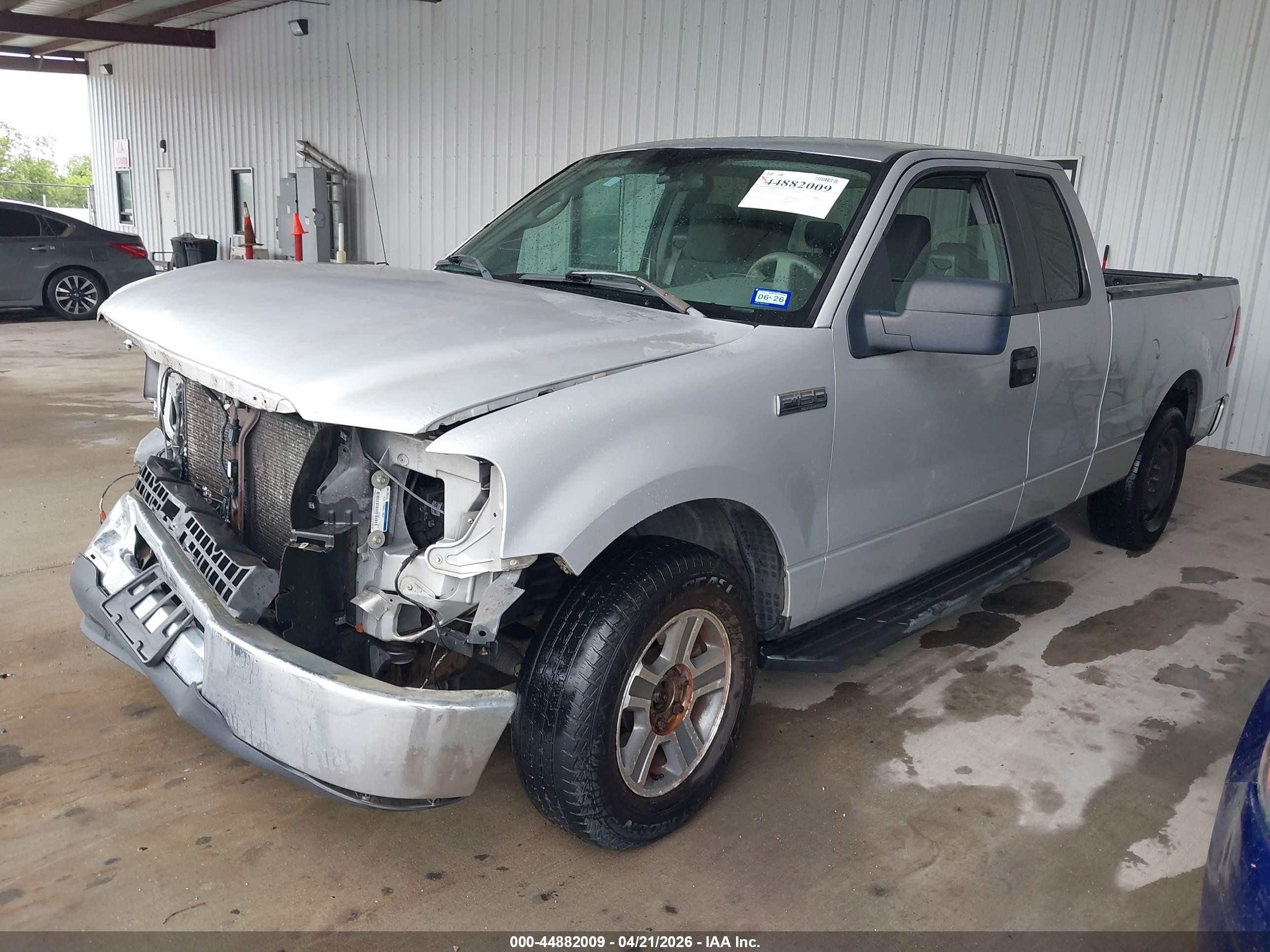 2007 Ford F-150 Stx/xl/xlt Серебряный vin: 1FTRX12W77NA49624