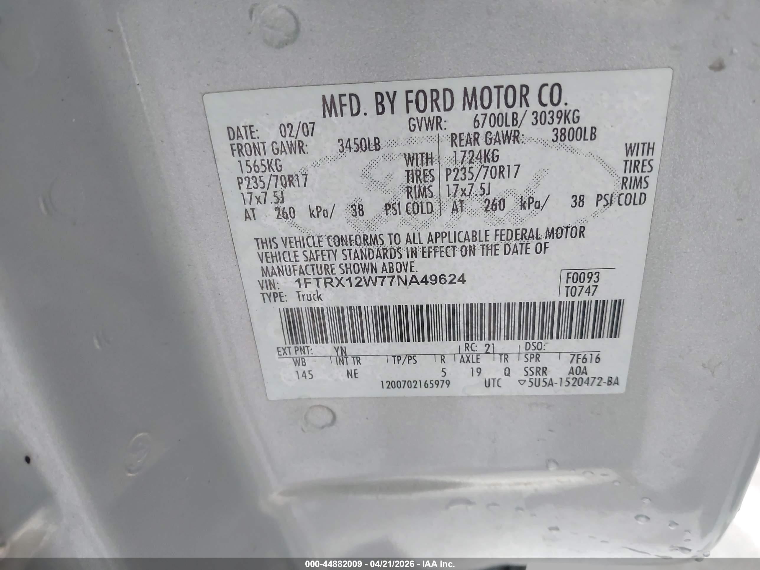 2007 Ford F-150 Stx/xl/xlt Серебряный vin: 1FTRX12W77NA49624