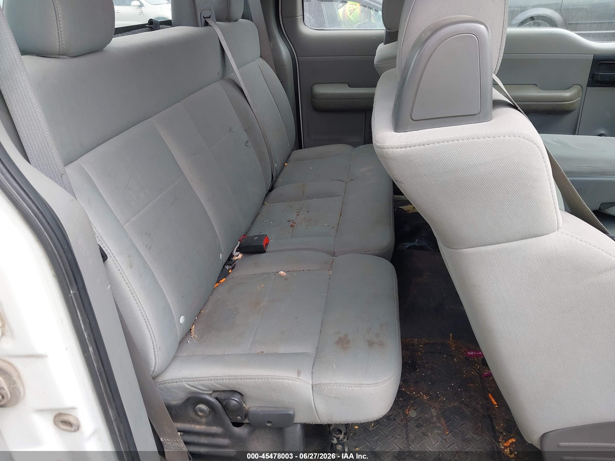 2007 Ford F-150 Stx/xl/xlt White vin: 1FTRX12W87FA64644