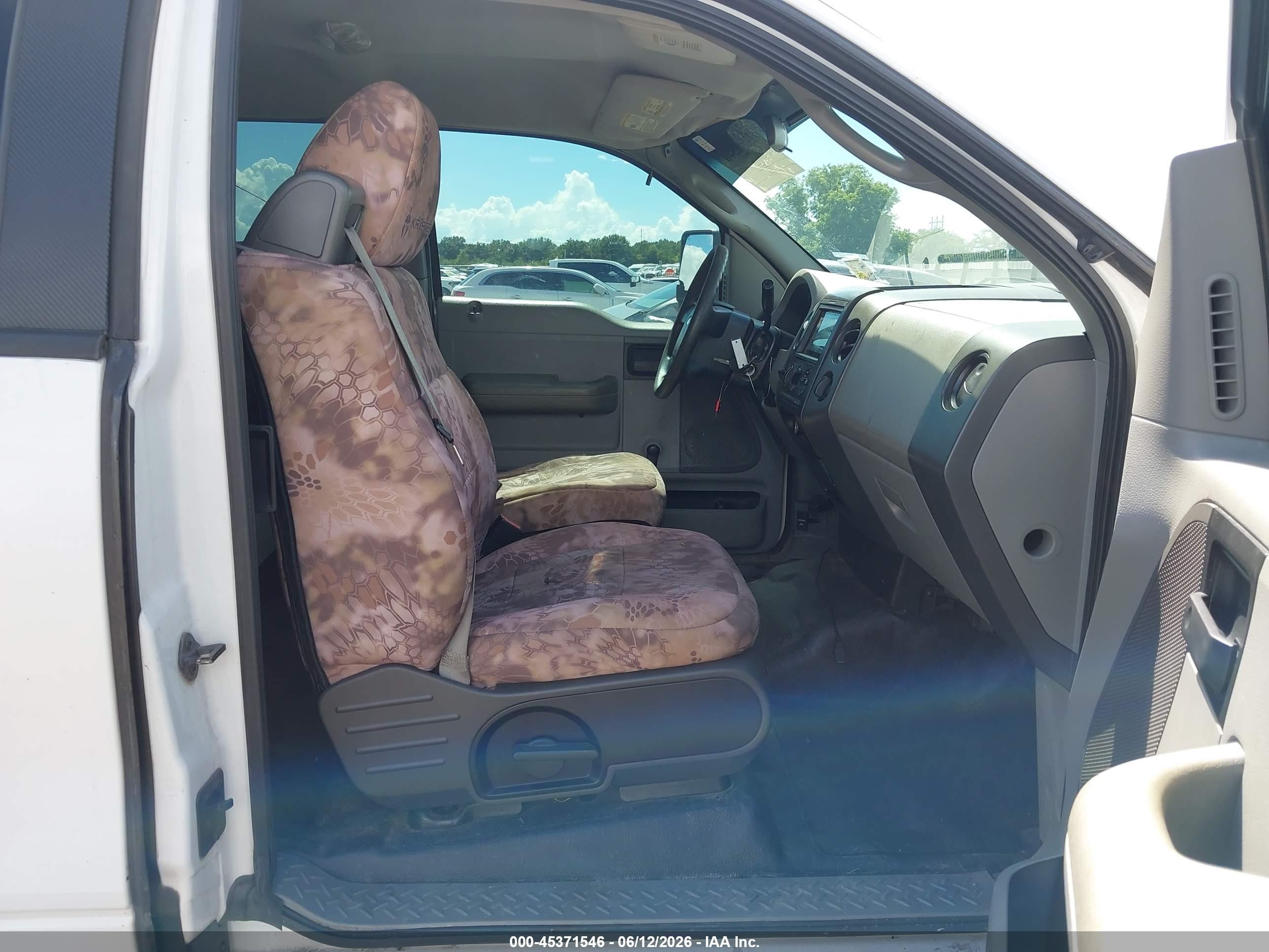 2007 Ford F-150 Stx/xl/xlt White vin: 1FTRX12W87FB59415