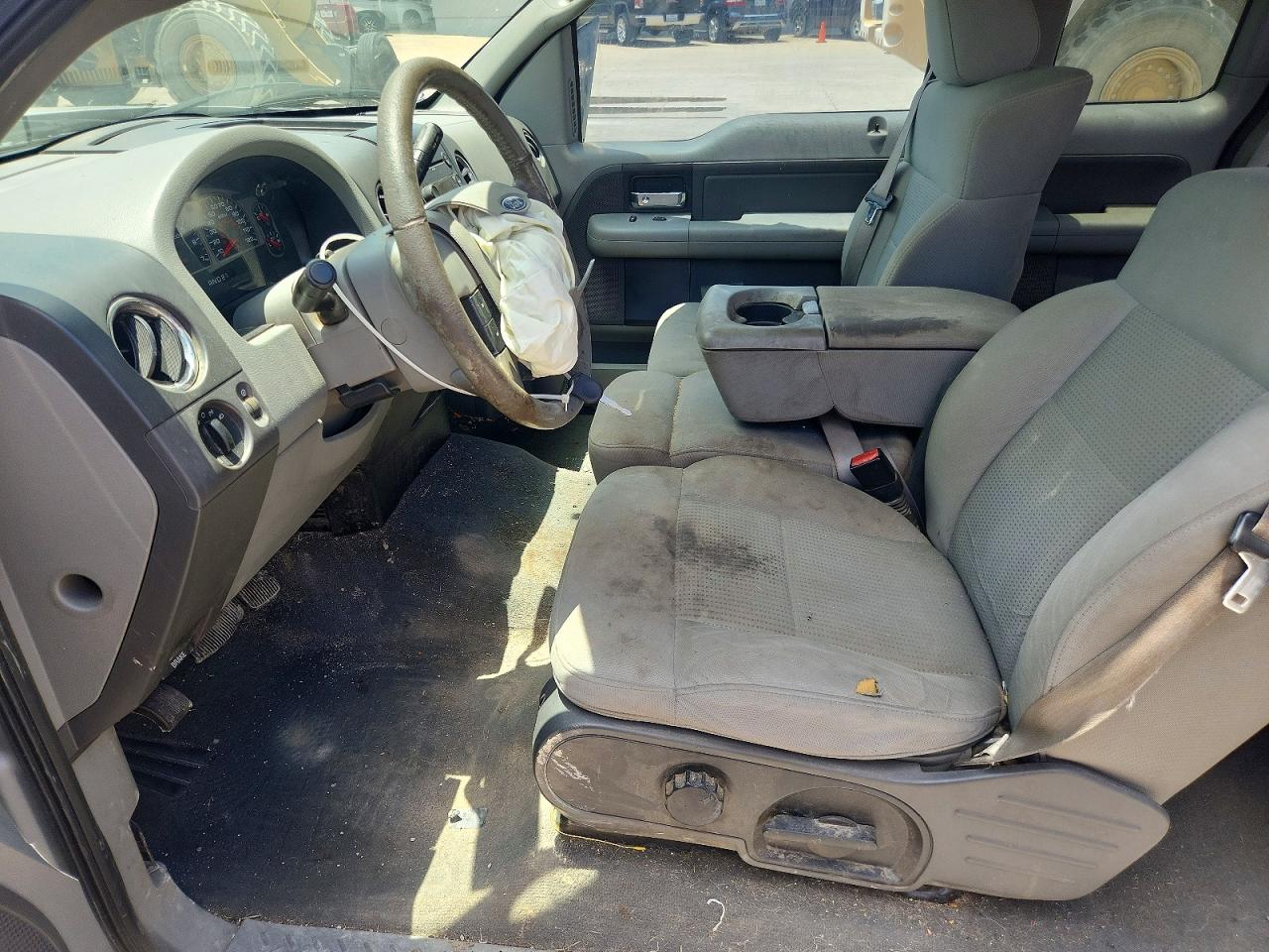 2007 Ford F150 Silver vin: 1FTRX12W87KD26041