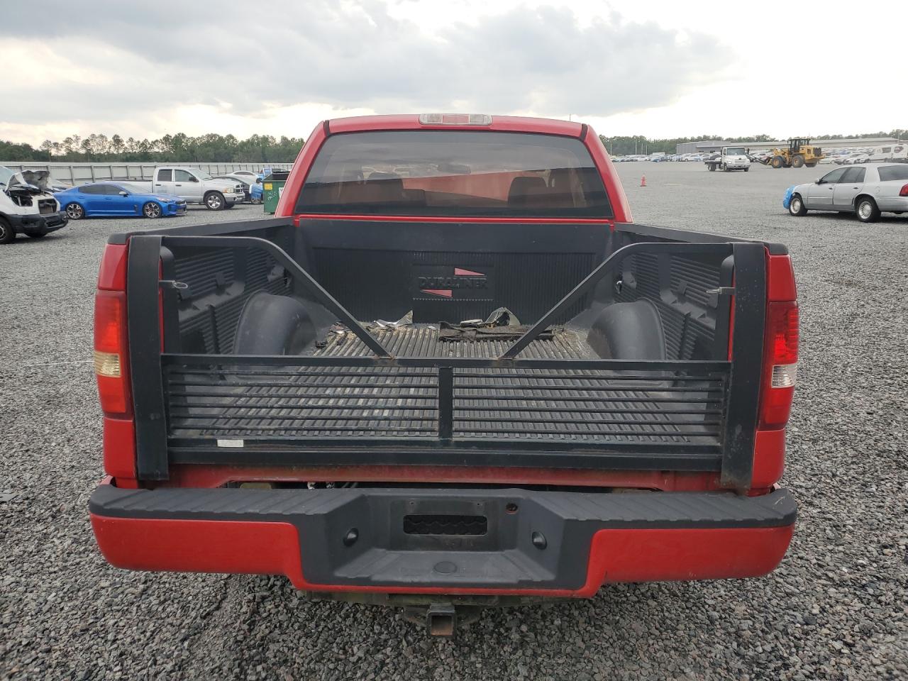 2008 Ford F150 Red vin: 1FTRX12W88FB42566