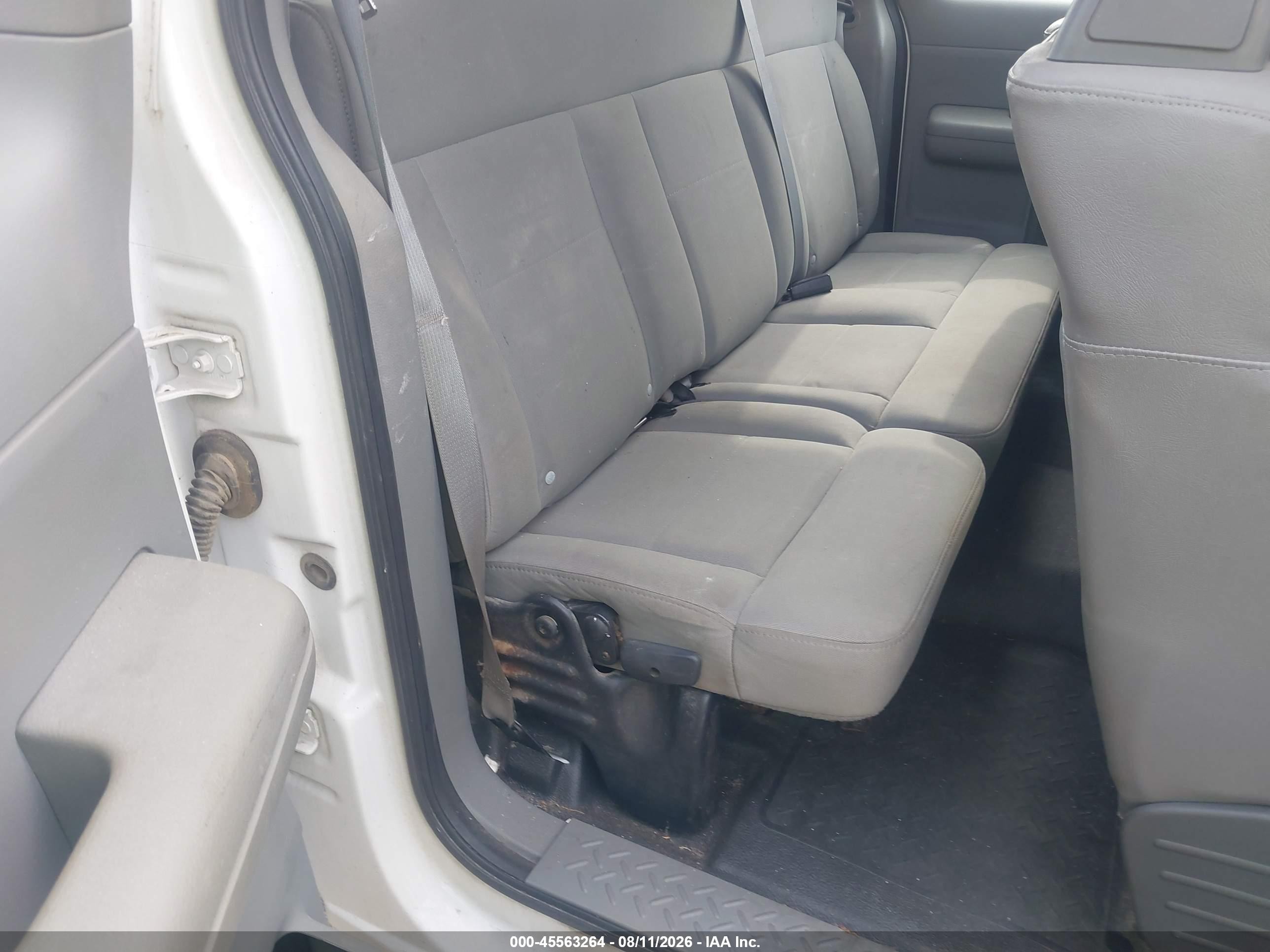 2008 Ford F-150 60th Anniversary/fx2/stx/xl/xlt White vin: 1FTRX12W88FC24829