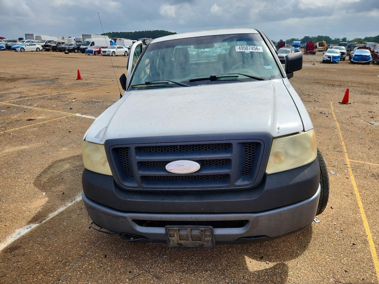 2008 Ford F150 White vin: 1FTRX12W88KC76114
