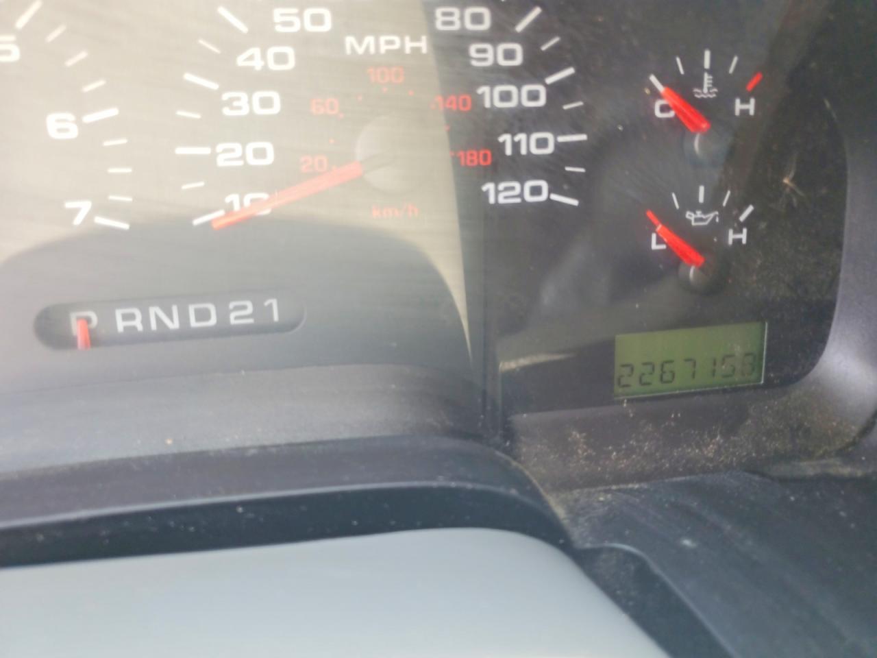2004 Ford F150 Серый vin: 1FTRX12W94FA18896