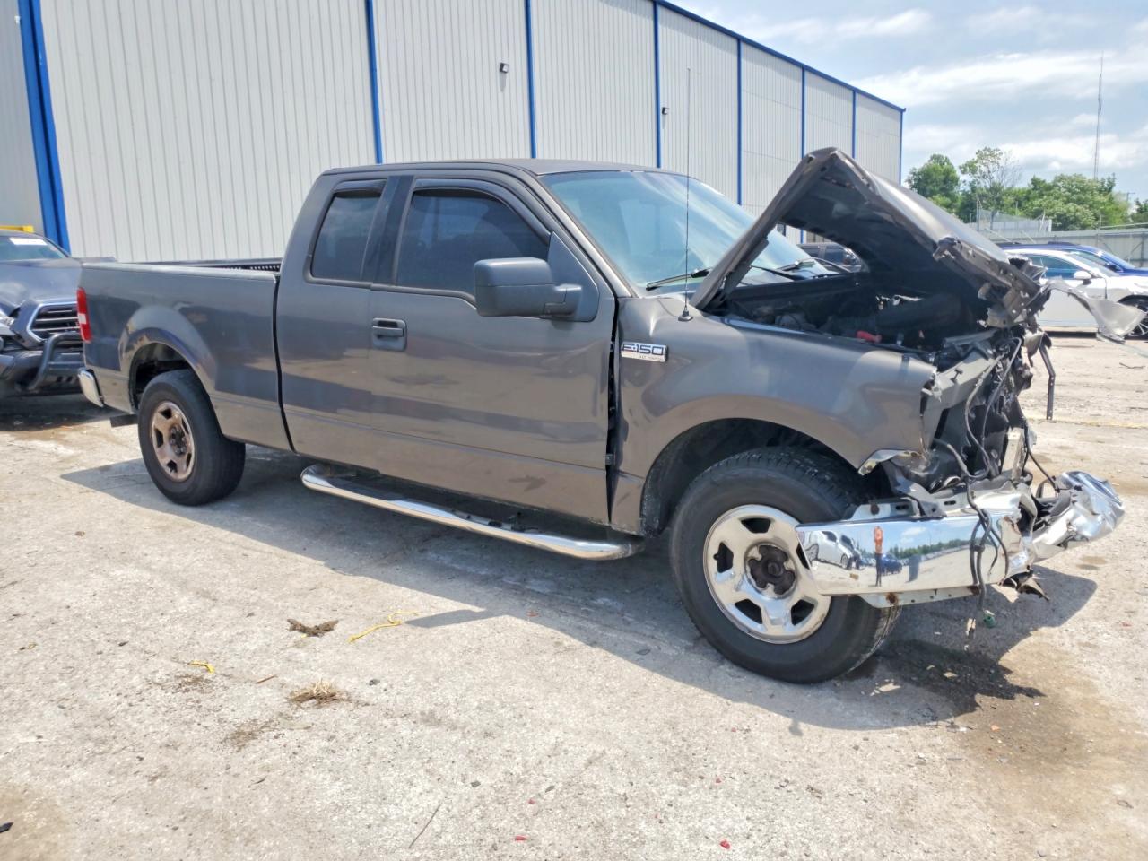2004 Ford F150 Серый vin: 1FTRX12W94FA18896
