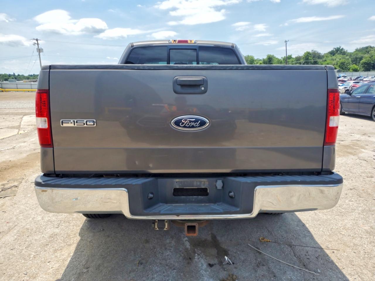 2004 Ford F150 Серый vin: 1FTRX12W94FA18896