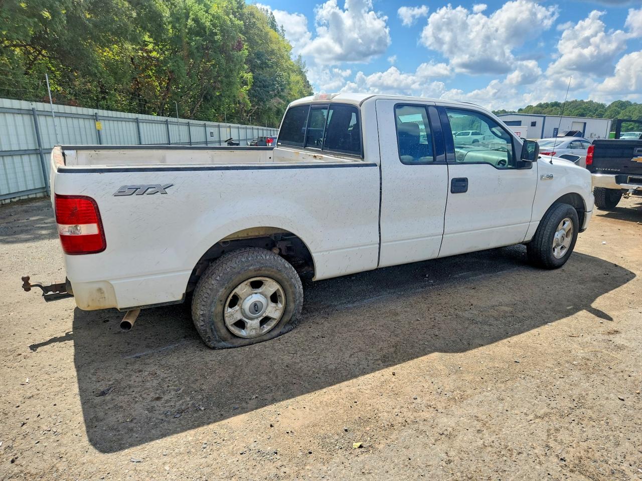2004 Ford F150 White vin: 1FTRX12W94NA79641