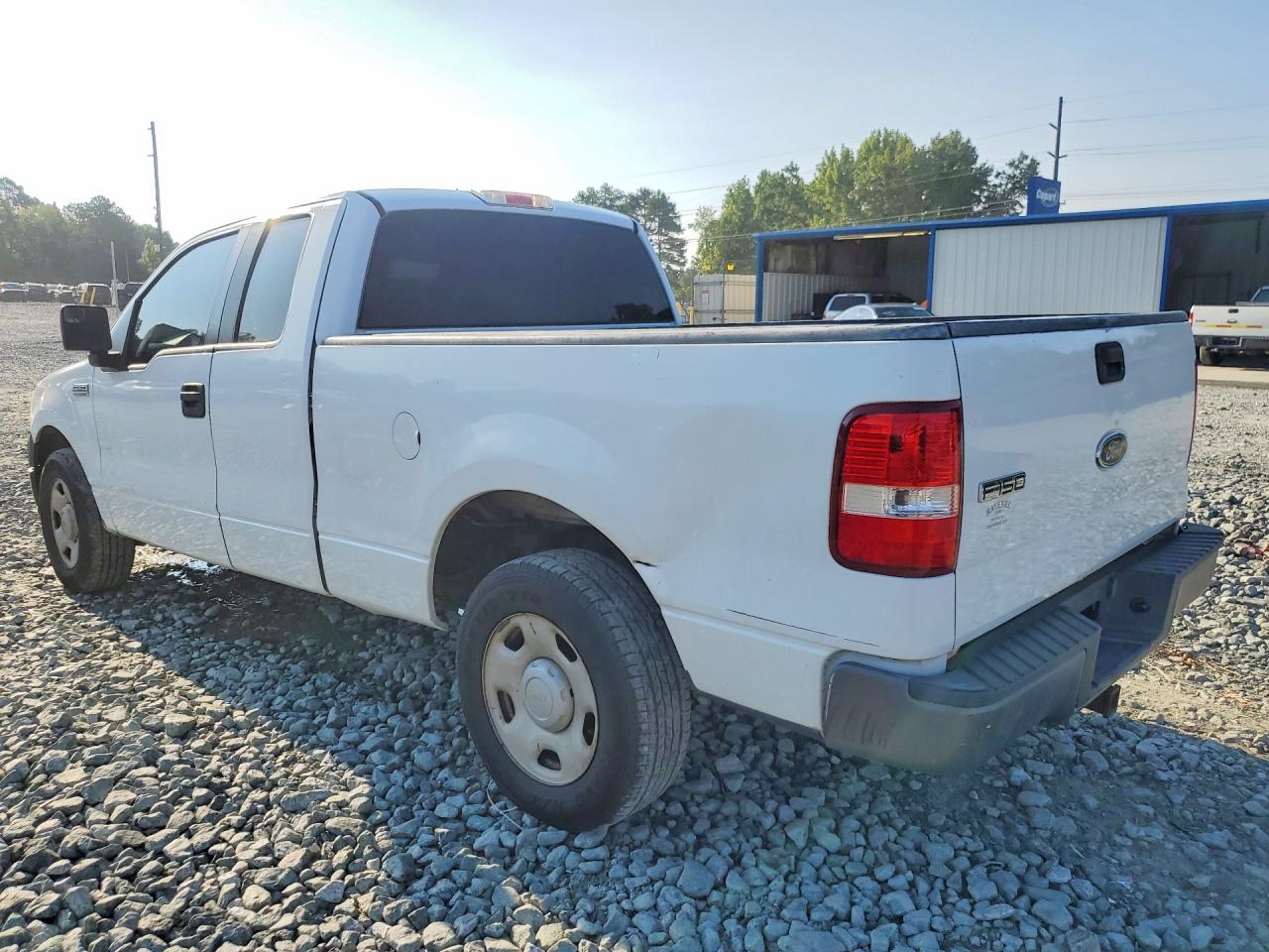 2005 Ford F150 Xl White vin: 1FTRX12W95NA18095