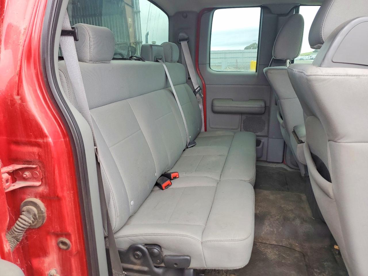 2008 Ford F150 Red vin: 1FTRX12W98FC03052