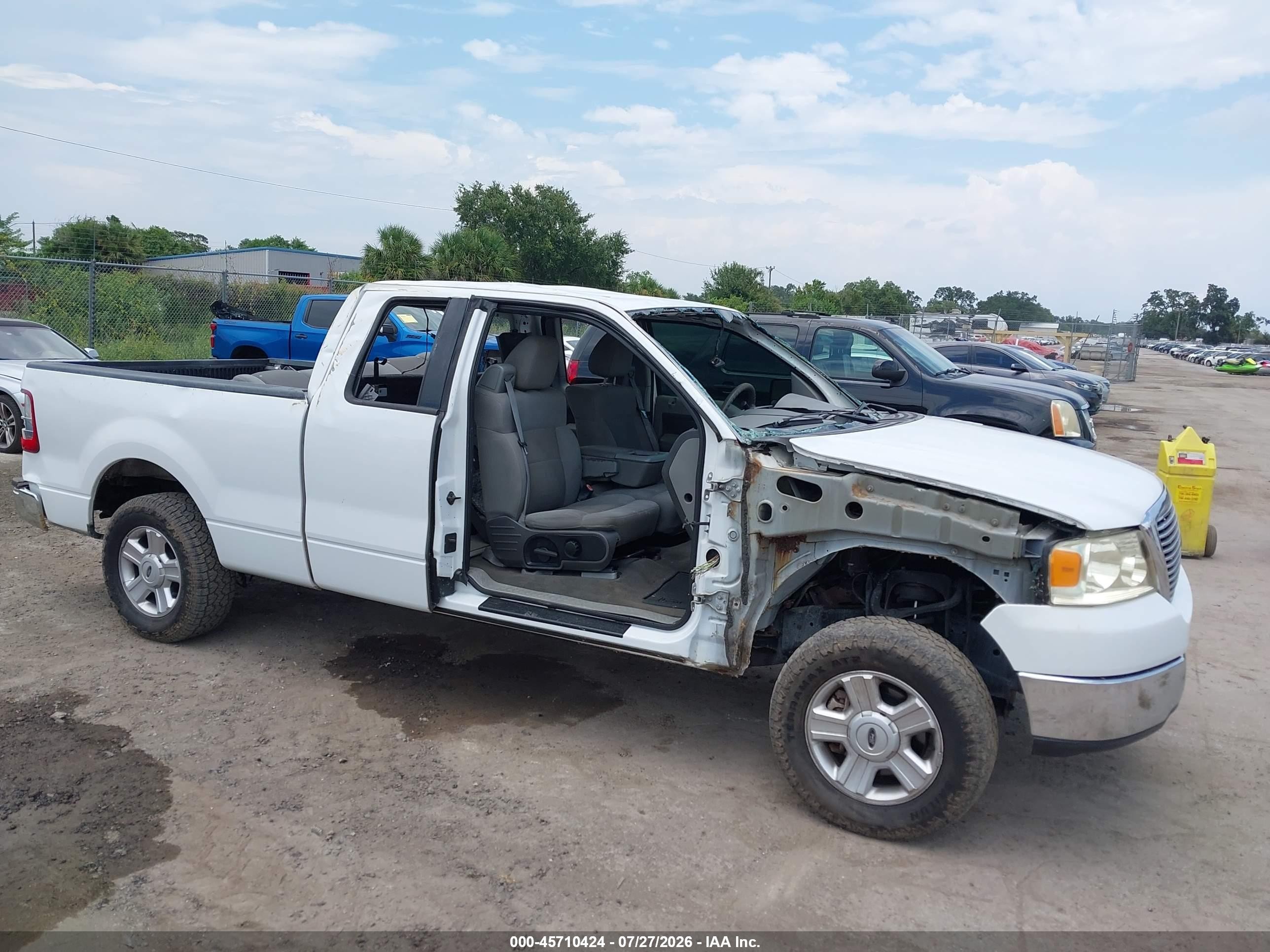 2004 Ford F-150 Stx/xl/xlt White vin: 1FTRX12WX4NA15334