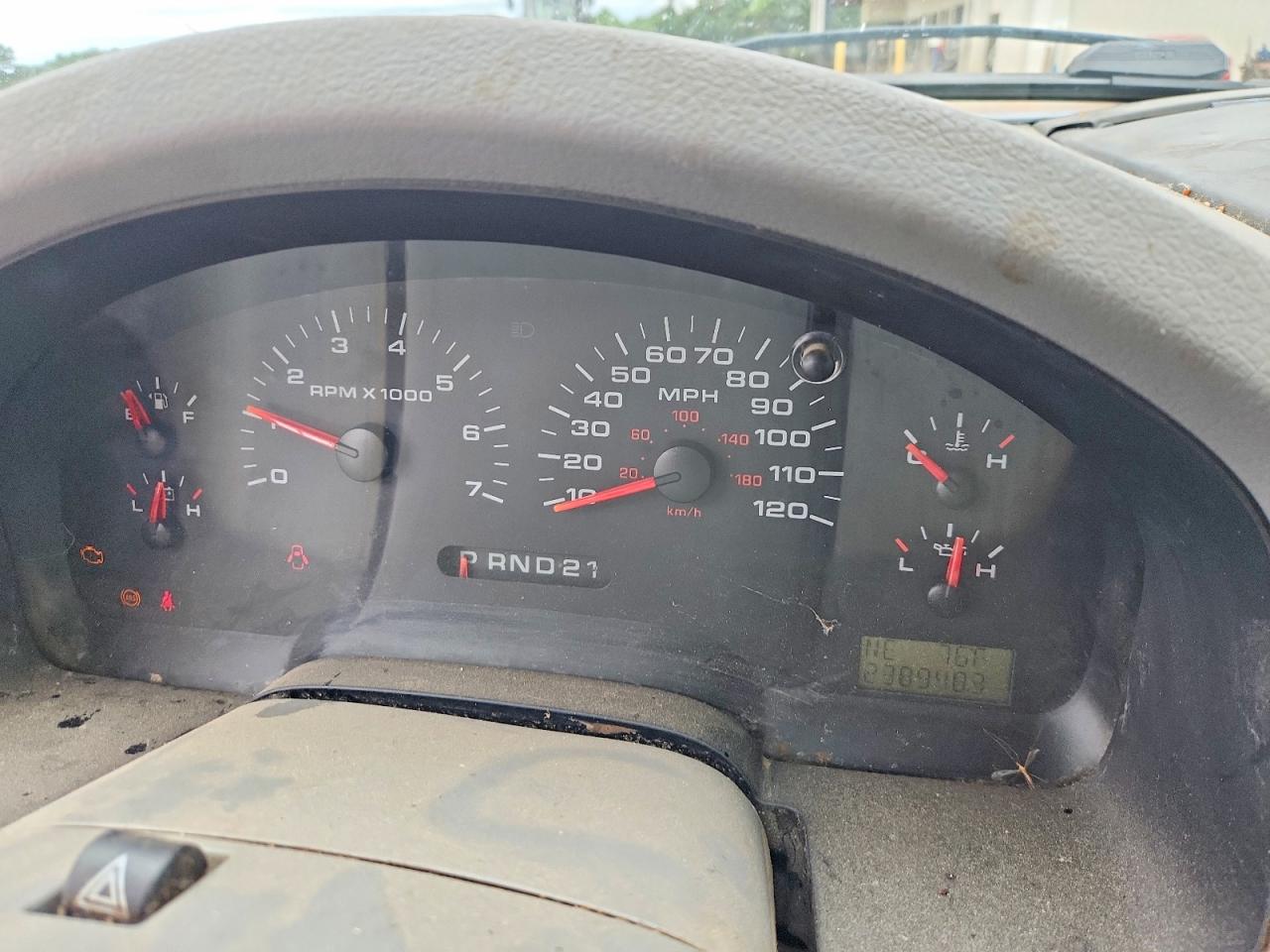 2004 Ford F150 Silver vin: 1FTRX12WX4NA39875