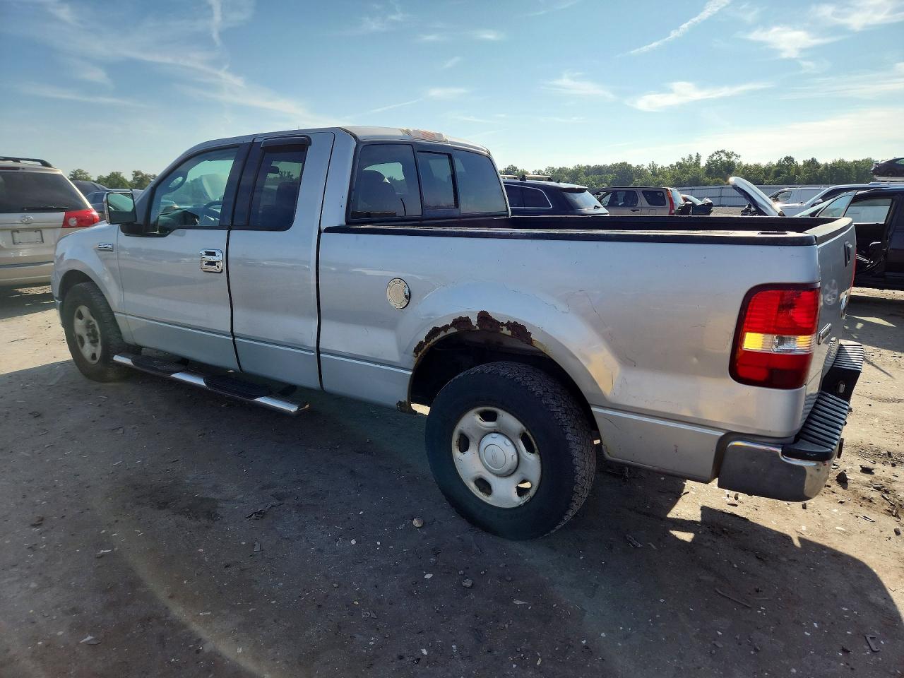 2004 Ford F150 Silver vin: 1FTRX12WX4NB97195
