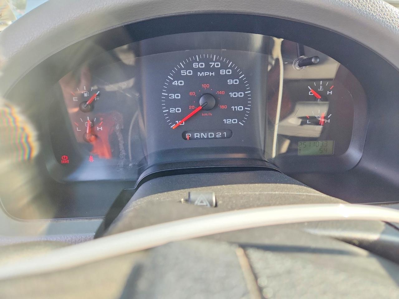 2004 Ford F150 Silver vin: 1FTRX12WX4NB97195