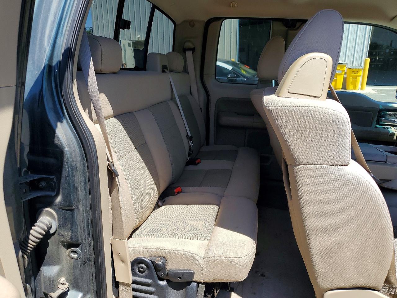 2005 Ford F150 Green vin: 1FTRX12WX5KC36922
