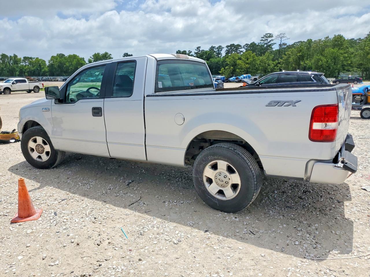 2005 Ford F150 Silver vin: 1FTRX12WX5NA68875