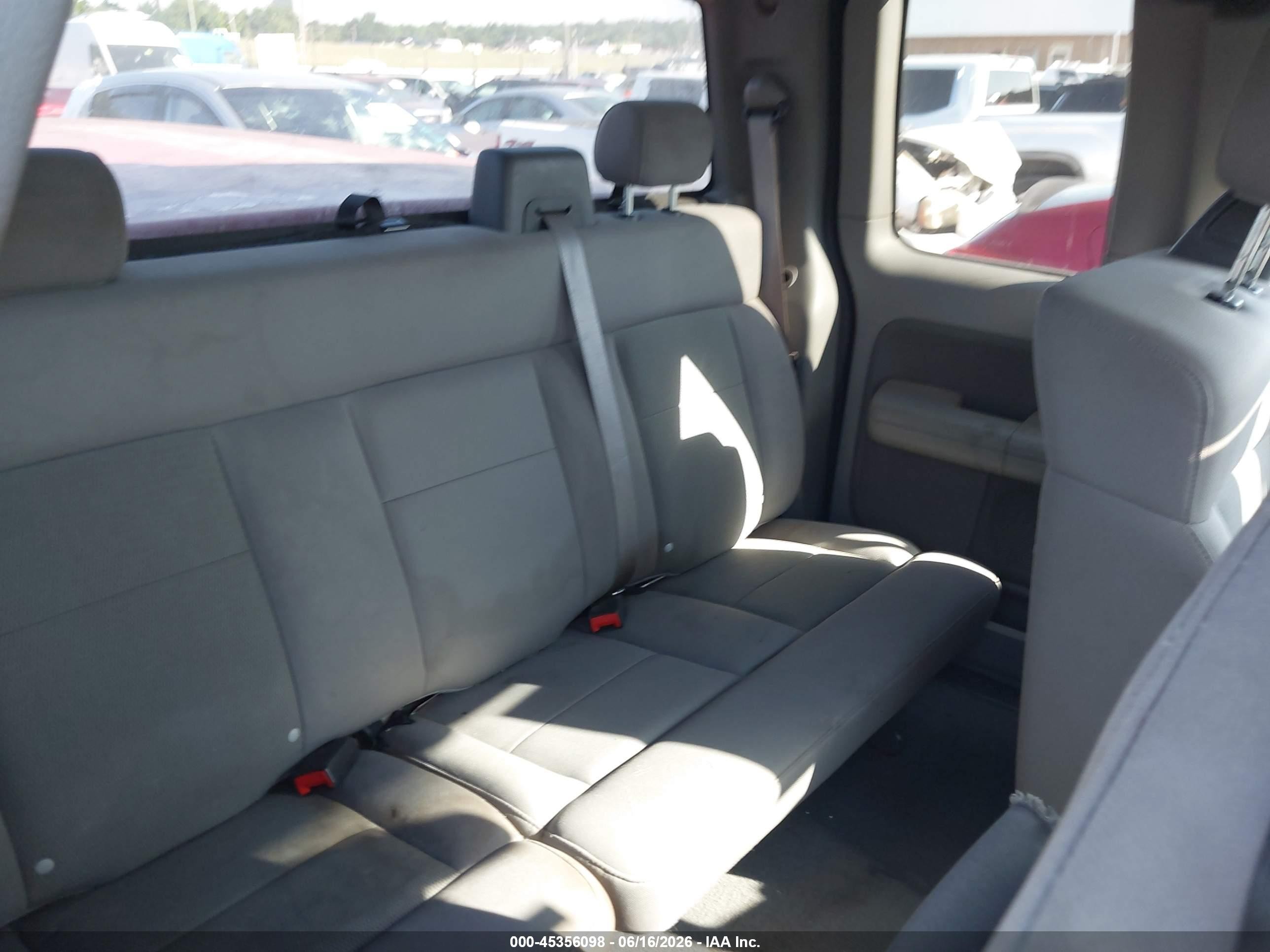 2005 Ford F-150 Stx/xl/xlt Red vin: 1FTRX12WX5NB17153