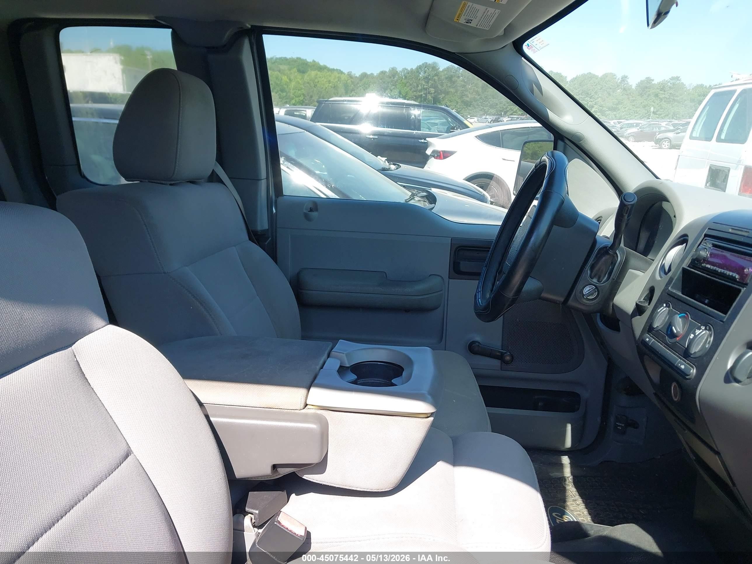 2006 Ford F-150 Stx/xl/xlt White vin: 1FTRX12WX6NA29592