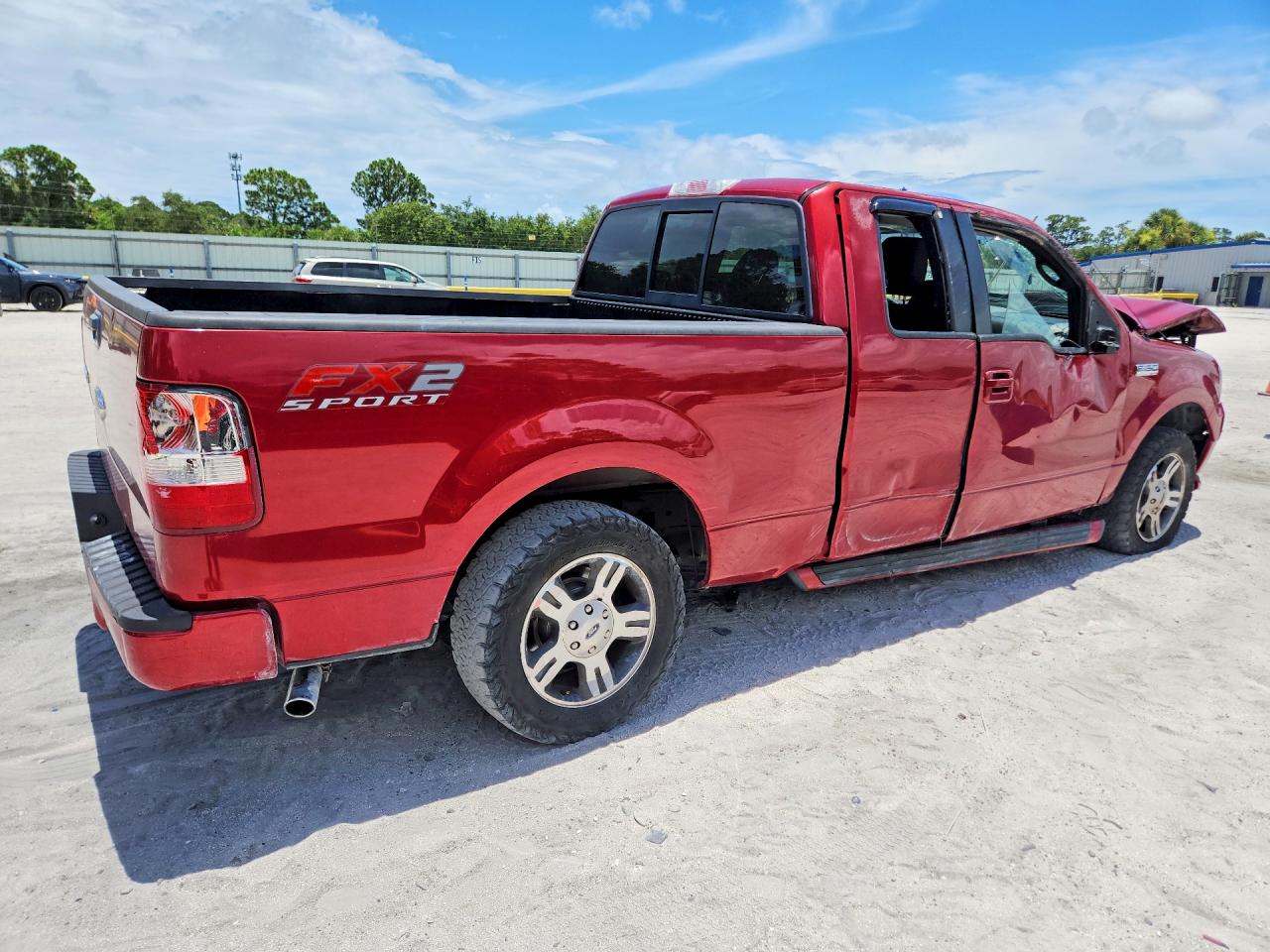 2007 Ford F150 Red vin: 1FTRX12WX7KD37655