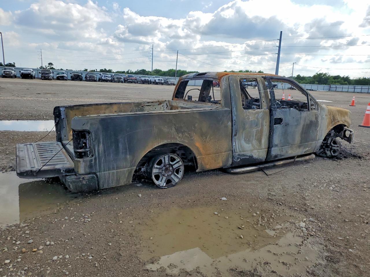 2008 Ford F150 Burn vin: 1FTRX12WX8KD27693