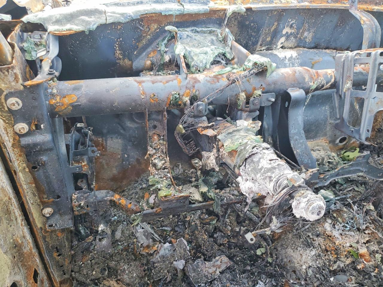 2008 Ford F150 Burn vin: 1FTRX12WX8KD27693