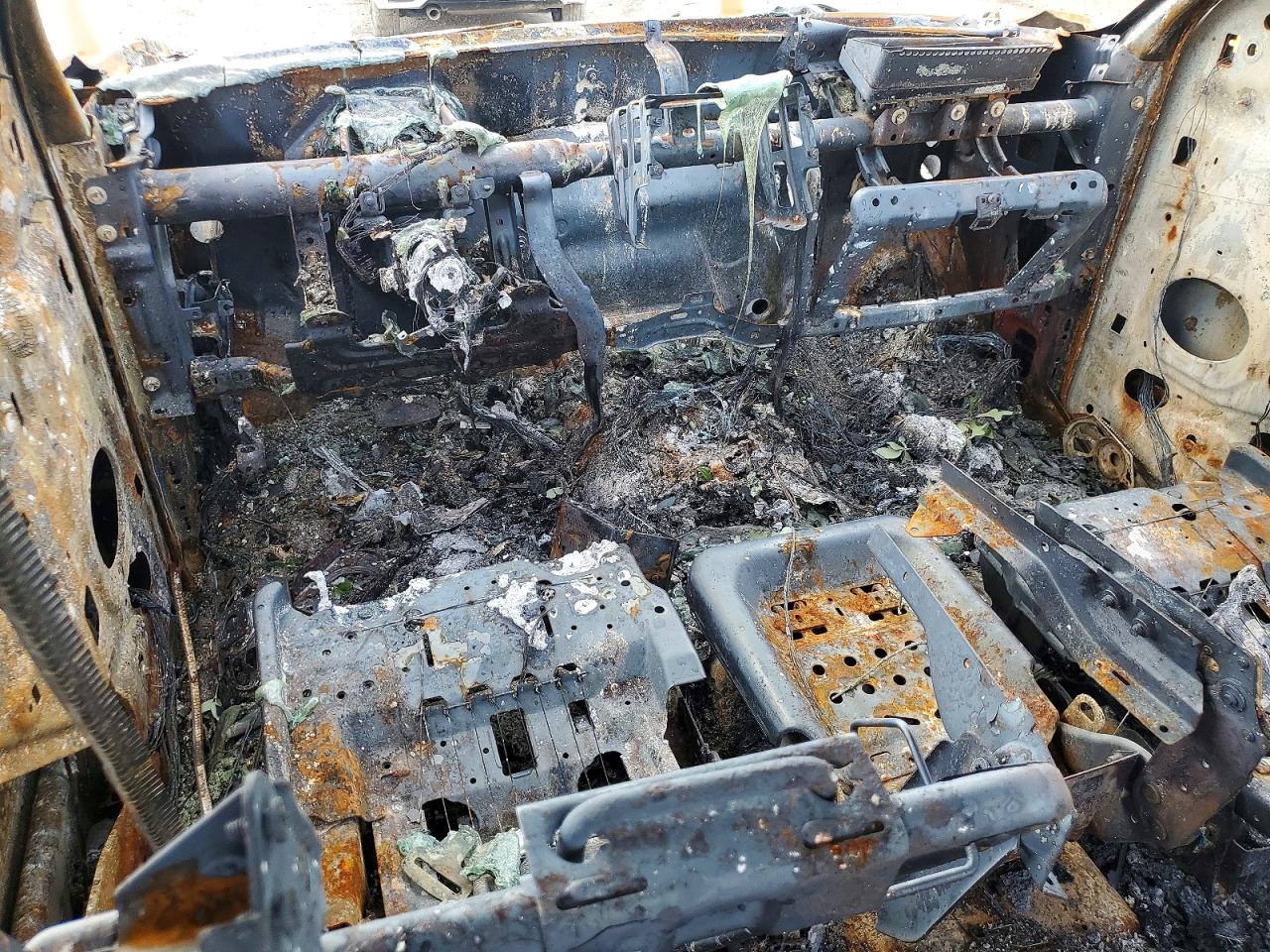 2008 Ford F150 Burn vin: 1FTRX12WX8KD27693