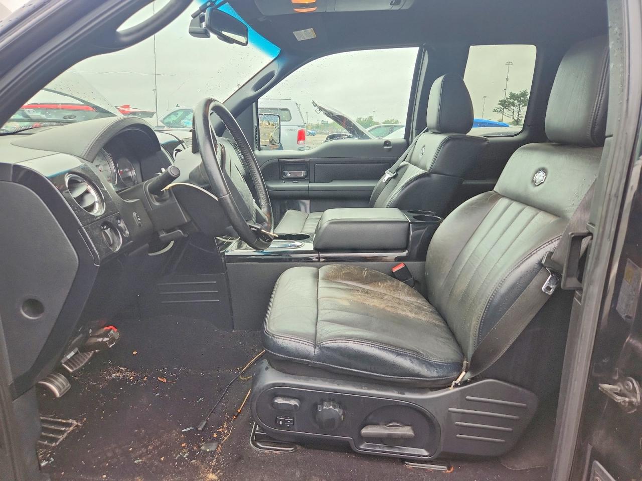 2006 Ford F150 Черный vin: 1FTRX14516FA72670