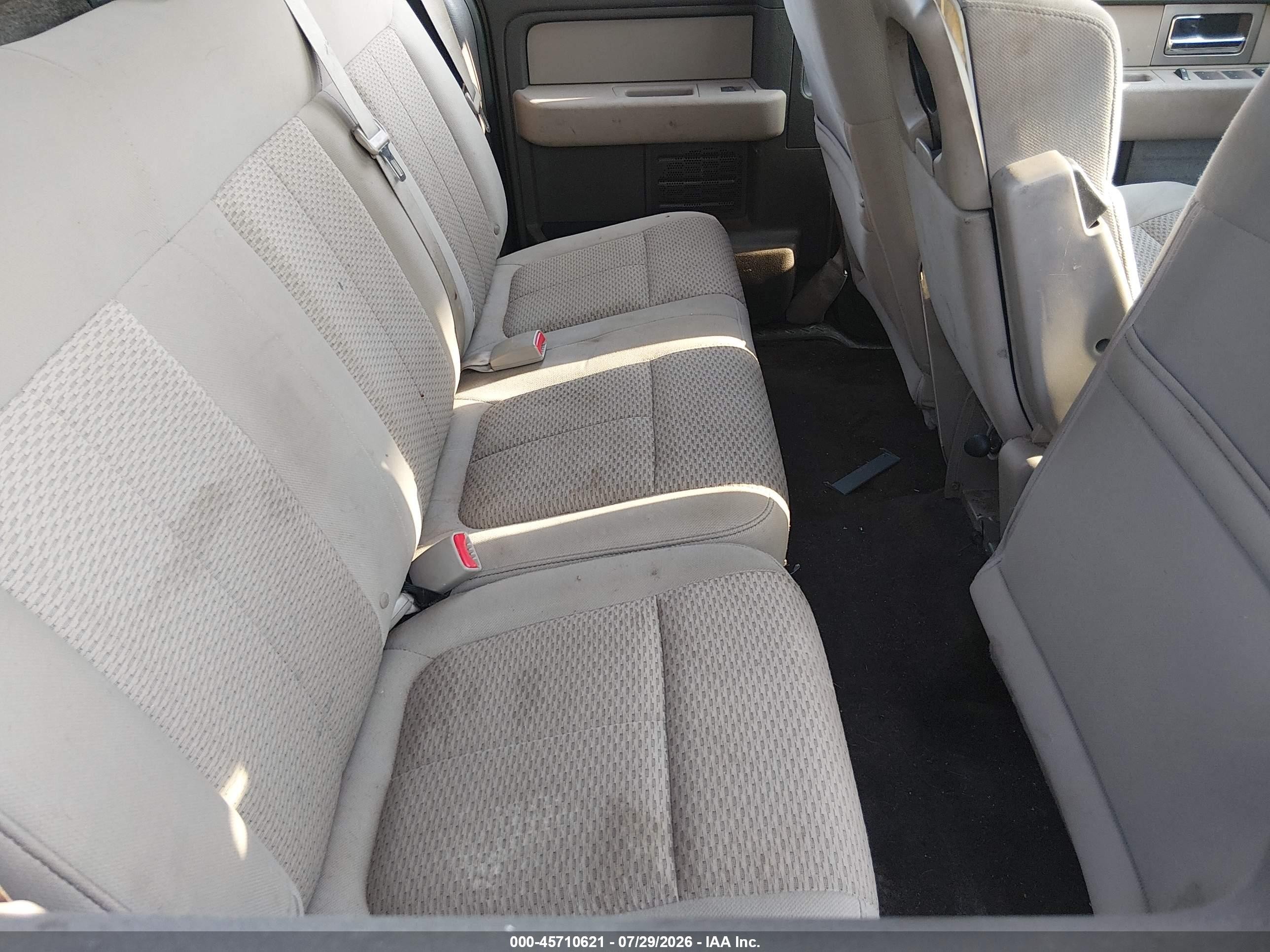 2009 Ford F-150 Xlt Серый vin: 1FTRX14839KC40007